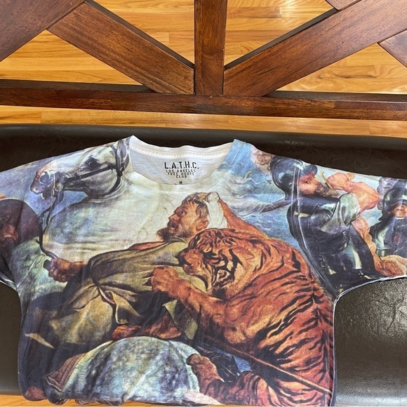 L.A.T.H.C. Los Angeles Tree House Club size M Tiger Tee shirt double sided hit - Picture 7 of 9